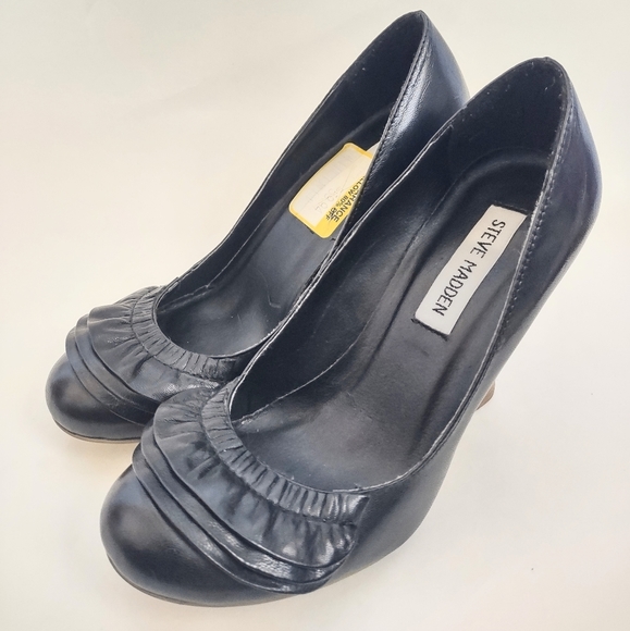 Steve Madden Women's Size 5.5 Heels P.Carrol Black Ruffle Toe Genuine Leather - Picture 2 of 10